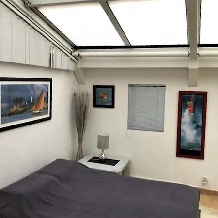 Viva Riviera - 4 Bedrooms 2 Bathrooms Apartment *
